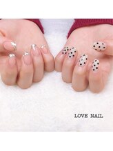 ラブネイル(LOVE NAIL)/ガラスフレンチドットネイル