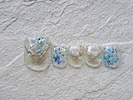 FOOTネイル ¥9980 ホロ