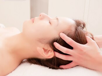 メナードフェイシャルサロン 高槻町/3.ヘッドケア