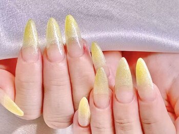 エムズ ネイルサロン(M2)/イエローラメグラデーション