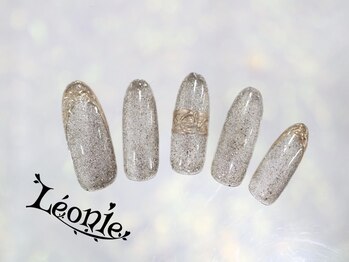 レオニー(Leonie)/マグネット×アクセサリーネイル
