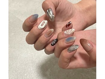 ロクサンサン(633)/ぷっくりミラーネイル