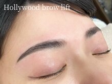 アイサロン フェア 武蔵小杉(eyesalon Fair)/ハリウッドブロウリフト