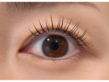 AquA Nail＆CEA eye シンプル/アート/フット/マツエク/LED/フラットラッシュ/まつパの写真/最強の持続力で抜群のキープ！目元に合わせたデザインのご相談でメイク時短を叶える♪