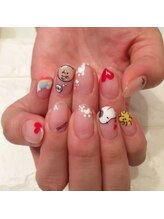 ハニーズネイル(Honey's Nail)/キャラクターネイル スヌーピー