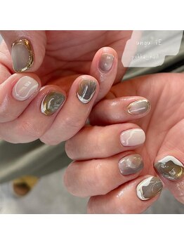 アングゥイー(ungu iE)/アースカラーニュアンス