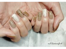 ハミングバード(Hummingbird)/マグネットネイル♪