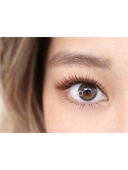 ボリュームのある目元にしたい