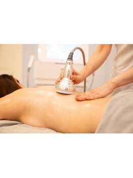 ベルビューティー(belle beauty)/バイポーラRF+吸引ドレナージュ