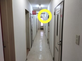 フラット 新宿新大久保店(FLAT)/JR新大久保駅からの道のり【６】