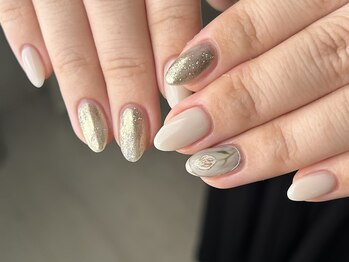 ユノ フィオーレ(Juno fiore)/アンティークフラワーネイル