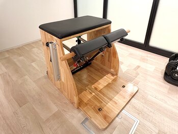 アスフロウ(Us Flow)/ピラティスチェアもあります!