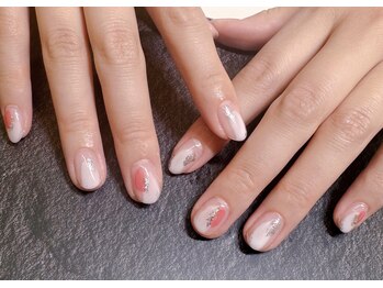 ニュアンス塗りかけネイル¥5,980