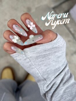 ナレル ライカム(NARERU)の写真/自爪がすぐにかけてしまう、薄い、深爪など様々なお悩みを解決！長さ出しでどこから見ても綺麗な美爪に♪