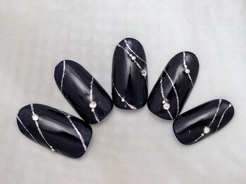 ネイルルージュ(Nail Rouge)/流れるようなラメライン