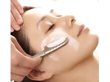 お顔そりエステサロン　QueSeraPlus JR総持寺店