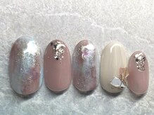 アミュレット(AMULET)/8月定額　6050円