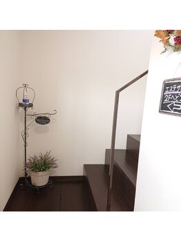 リラクラージュ(Ri Ra Courage)/エステのお客様は2階へ