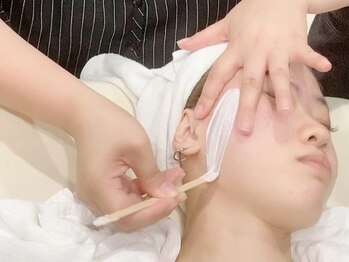 ラソ 県病院前店(lazo)の写真/大人気”Waxxxx”！ワックス脱毛でお顔の古い角質、産毛をしっかり除去！美しく滑らかな素肌を目指せる☆