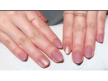 ムーイ(Mooi)/オフィスネイル