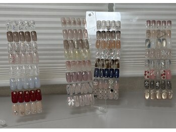 ルポ(Repos)の写真/ナチュラルからラグジュアリーまで、理想の“可愛い”を叶えるミューズネイル