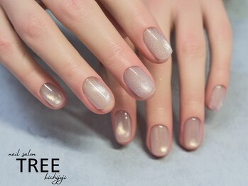 ツリー 吉祥寺店(TREE)の写真/初めてネイルはもちろん特別な日もお任せ！大人の指先にピッタリな光を纏う繊細マグネットが大人気◇吉祥寺