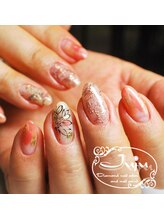 ジュジュ(Juju)/金運UP！ゴールド向日葵ネイル