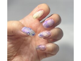 梅雨も楽しむ"紫陽花"ネイル