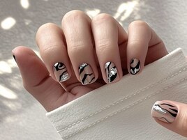 ゼブラ柄ネイル持ち込み