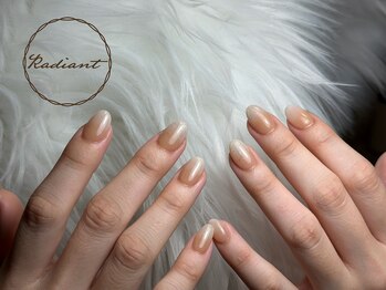 レディアント(Radiant)/