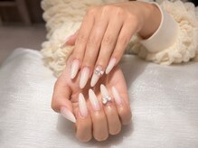 グローネイルズ(Glow Nails)