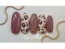 定額¥6500 ヒョウ柄ネイル
