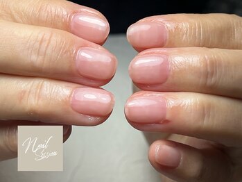 ネイルセッション(nail session)/自爪の保護にクリアコーティング