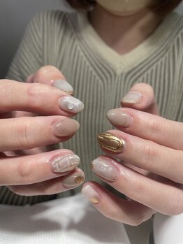 ジョリ チュン(JOLIE TRUONG)/