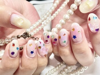 ブルゴーニュ(Bourgogne)/チークネイル