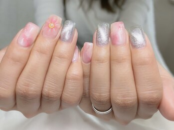 ココズルーム(KOKO's Room)/ぷっくりフラワーネイル