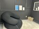イイハキューブ(e8 cube)の写真/黒を基調とした落ち着きのあるお洒落な店内♪仕切りがあるので周囲を気にせずセルフホワイトニング◎
