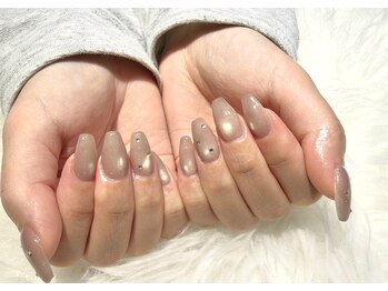 ナナイロプラス(nanairo+)の写真/【マグネット平日5,500円】通常6.000円のマグネットネイルが平日限定お得な価格でご案内!