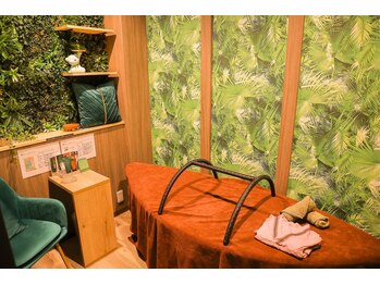 ラクス 乃木坂六本木店(Lu‘xus)