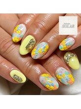 ソラール(SOLAR)/黄色☆花柄ネイル