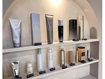 シャルール(Chaleur)/基礎化粧品も揃っています!