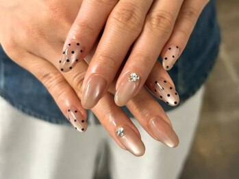 ネリネ 天神(nerine)/ マグネットネイル/ベージュ