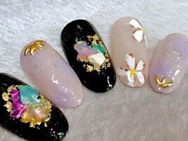秋冬使いのシェルネイル