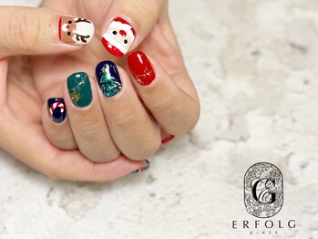 エアフォルク 銀座(ERFOLG)/手描きクリスマスネイル!