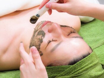 メディカルサンテロッソ 福岡店(MEDICAL SANTEROSSO)の写真/都度払いだから自分のペースで気軽に通える☆お肌の悩みを知り尽くしたプロが、理想のお肌を実現♪
