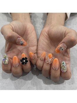 レジアント(Rediant)/夏先取りネイル