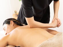 美響(ミオ)/肩こり・背中・肩甲骨