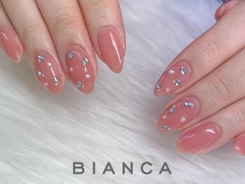 ビアンカマーレ 中野店(Bianca mare)/４本アートデザイン