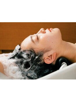 ヘッドスパで癒されたい