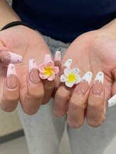 ウズ(UZU)/フレンチネイル